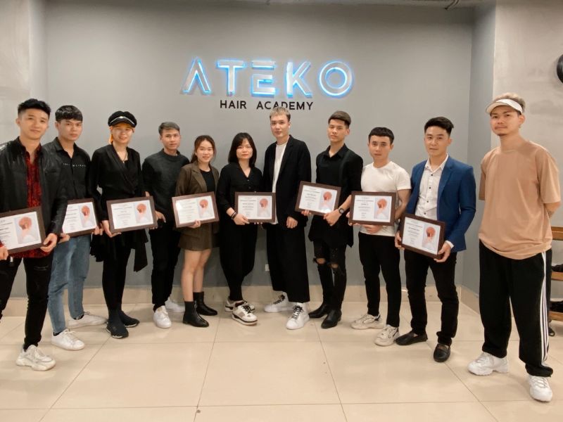 Học cắt tóc tại Cris Nguyễn