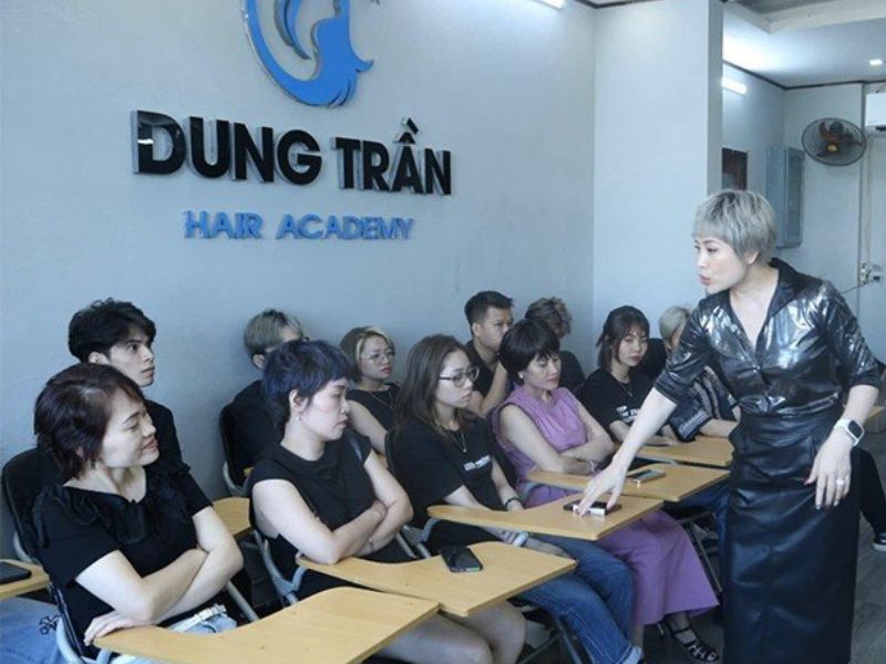 Dung Trần Academy