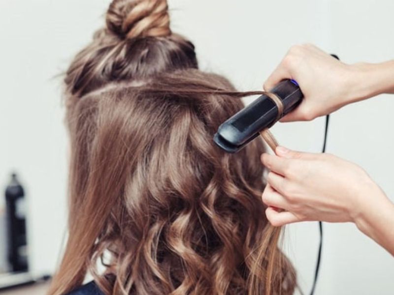 Cách chọn mua máy uốn tóc