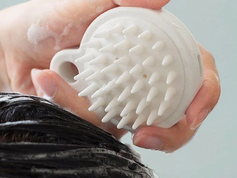 Cách sử dụng lược massage hiệu quả