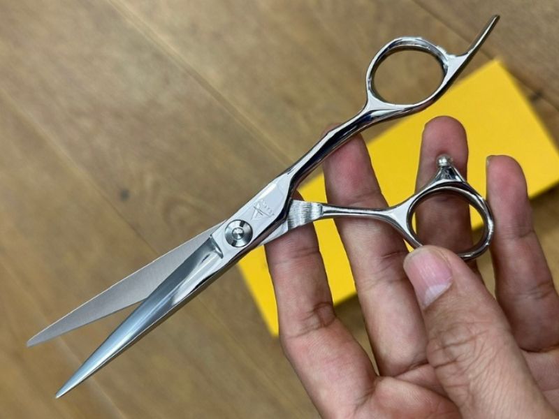 Giá của kéo