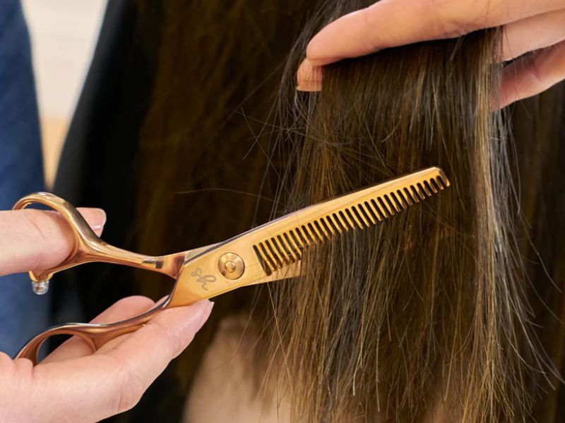 Kỹ thuật tỉa tóc và tạo form bằng kéo tỉa